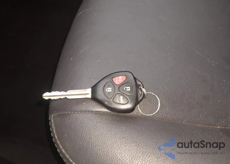 2011 Toyota Corolla S from USA, damaged, VIN 2T1BU4EE8BC597853